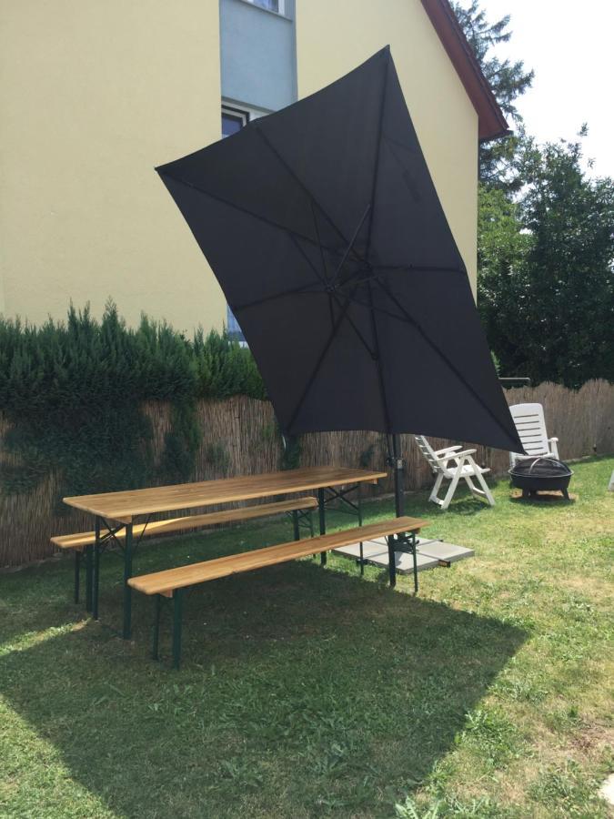 Ferienwohnung Am Bodensee- Zentrale Lage, Free Parking And Wifi, 109 M2, Privater Garten, 7 Gaeste, 2X Kingsize Boxspringbett, Familienfreundlich FDH Esterno foto